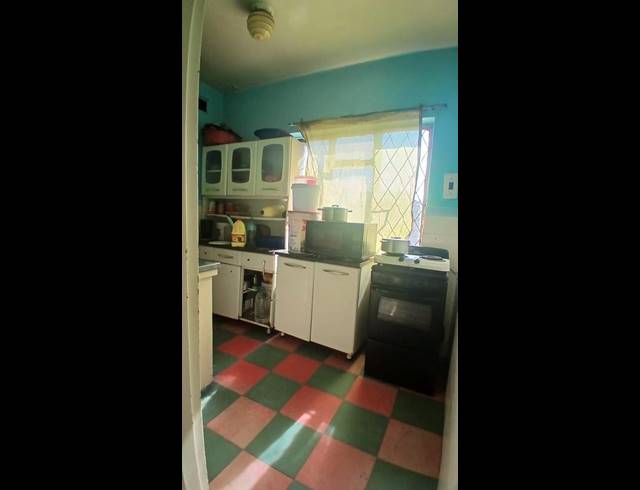 3 BEDROOM APARTMENT FOR SALE IN MONTCLAIR